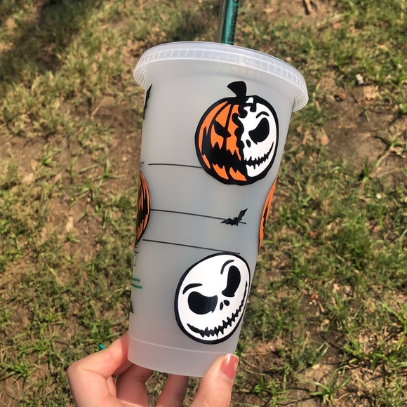 Jack Skellington Starbucks reusable venti cold cup - Picture 2 of 8